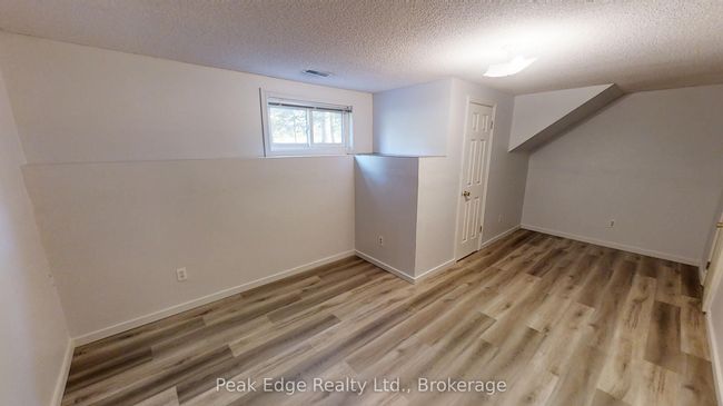 9840 Base Line Rd, House other with 3 bedrooms, 2 bathrooms and 8 parking in Clifford ON | Image 24