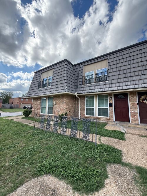 6340 Walraven Cir, Fort Worth, TX, 76133-3410 | Card Image