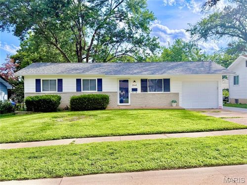 2040 David Drive, Florissant, MO, 63031 | Card Image