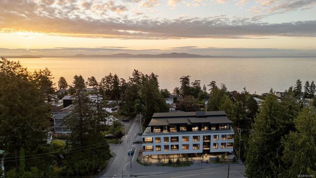 303 - 5229 Cordova Bay Rd, Condo with 2 bedrooms, 2 bathrooms and 1 parking in Saanich BC | Image 26