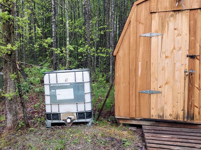 275 Gallon water transport tank | Image 38