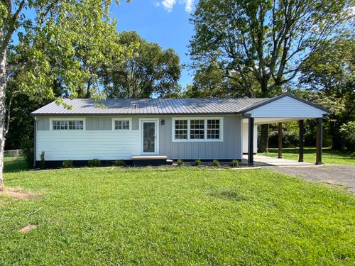 8 Roberts Dr, Fort Oglethorpe, GA, 30742-3758 | Card Image