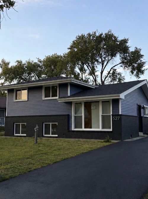 527 W 16th Pl, Chicago Heights, IL, 60411-3113 | Card Image