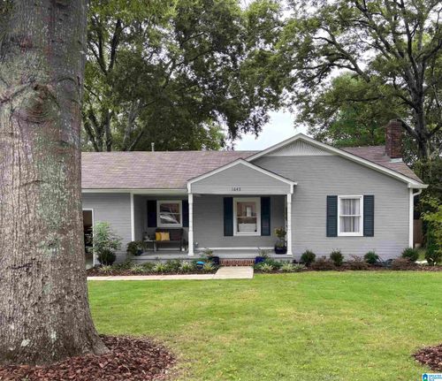 1643 Parnell Dr, LEEDS, AL, 35094-1325 | Card Image
