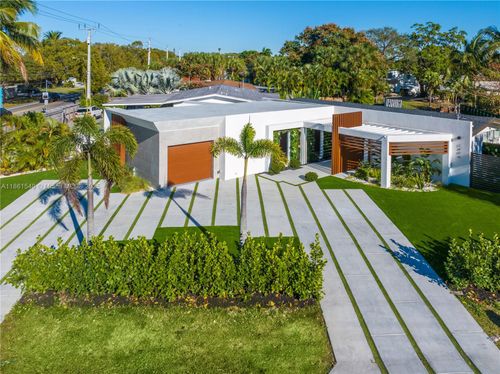 2406 Nassau Ln, Fort Lauderdale, FL, 33312-4616 | Card Image