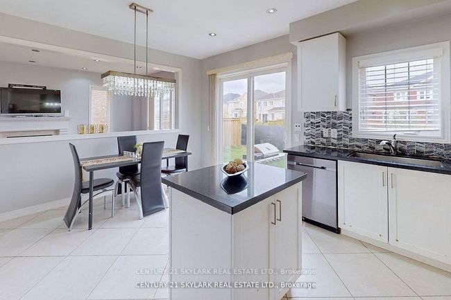 25 Fieldstone Lane Ave, House other with 4 bedrooms, 4 bathrooms and 2 parking in Caledon ON | Image 5