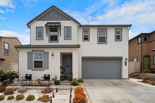 18144 Meridian Ln, Saugus, CA, 91350-3287 | Card Image
