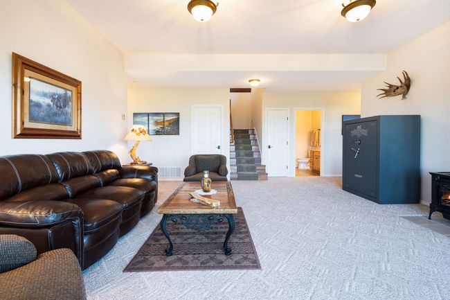Lower level living area | Image 28
