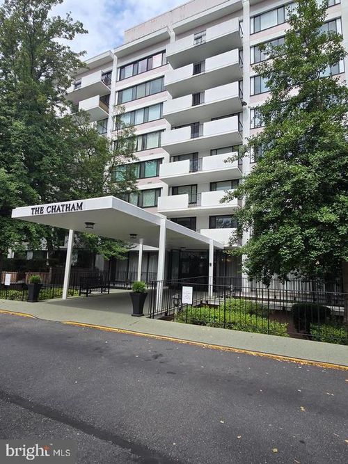 811-4501 Arlington Blvd, ARLINGTON, VA, 22203-2776 | Card Image