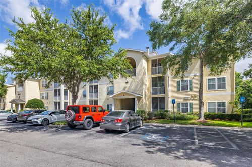 18439 Bridle Club Dr, TAMPA, FL, 33647-1785 | Card Image