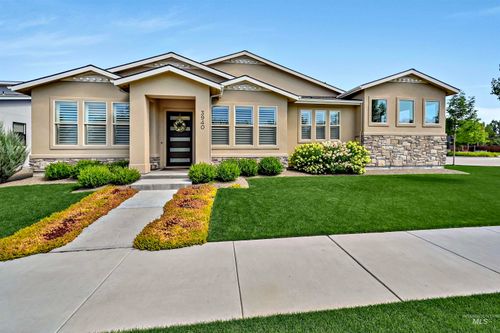3940 W Monticello St, Eagle, ID, 83616-2204 | Card Image