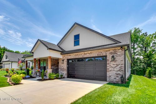 140 Utsesti Way, Loudon, TN, 37774-2721 | Card Image