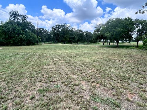 255 Colovista Pkwy, Bastrop, TX, 78602-7436 | Card Image