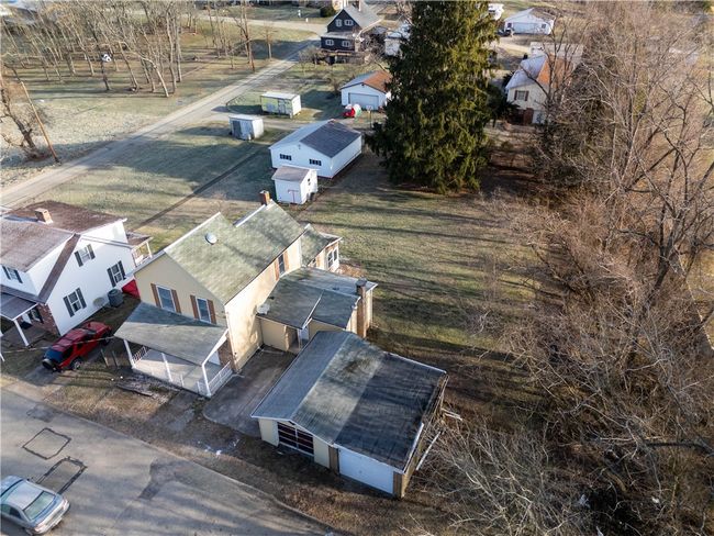 7 Plum St, House other with 3 bedrooms, 2 bathrooms and null parking in Masontown PA | Image 9