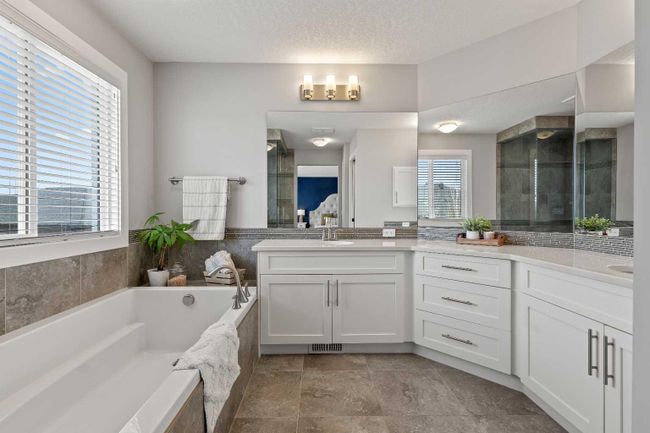 108 Kinniburgh Close, Home with 4 bedrooms, 2 bathrooms and 4 parking in Chestermere AB | Image 30