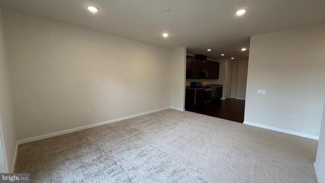 405 - 1 Culvert Dr, Condo with 2 bedrooms, 1 bathrooms and null parking in WEST WINDSOR NJ | Image 27
