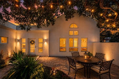 8445 Chinaberry Road, Vero Beach, FL, 32963 | Card Image