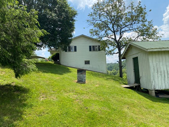 648 Hayes Creek Rd, House other with 3 bedrooms, 1 bathrooms and null parking in Strunk KY | Image 5
