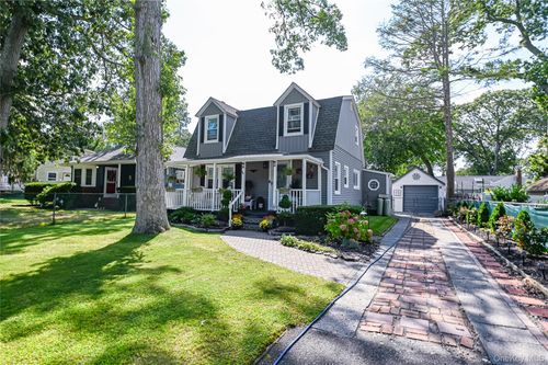 64 Audubon St, Nesconset, NY, 11767-3213 | Card Image