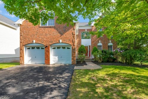 47 Ramapo Dr, Basking Ridge, NJ, 07920-4224 | Card Image