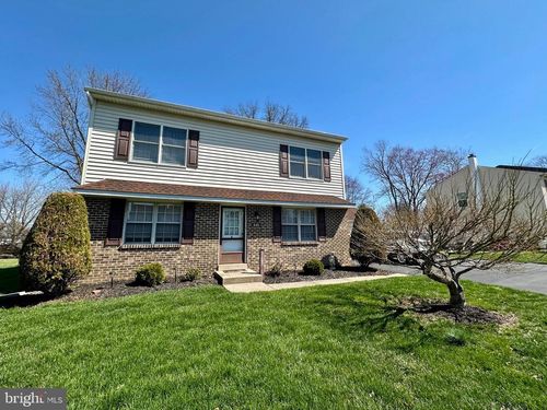 545 Nemoral St, WARMINSTER, PA, 18974-4645 | Card Image