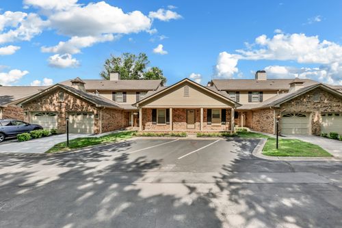 318 Kingswood Ct, Clarksville, TN, 37043-4774 | Card Image