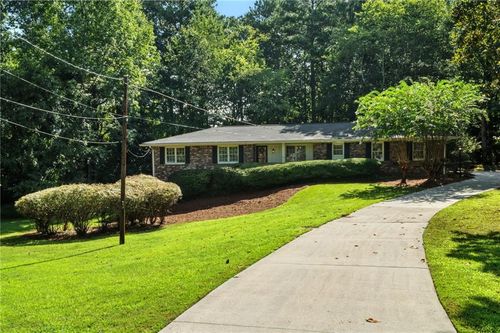 6600 Ridge Moore Dr, Atlanta, GA, 30360-1521 | Card Image
