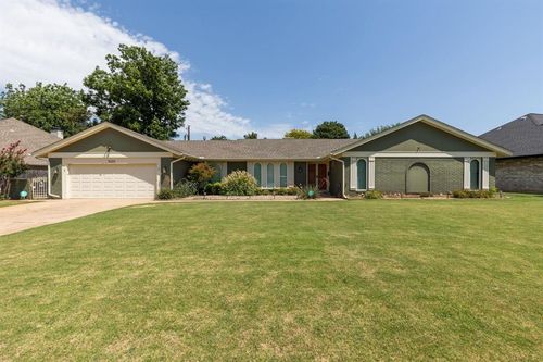 3025 Hemingford Ln, Oklahoma City, OK, 73120-4321 | Card Image