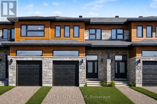 533 Regina St, Embrun, ON, K0A1W0 | Card Image