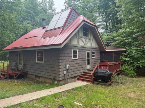 2392 Fern Ct, Farwell, MI, 48622-9789 | Card Image