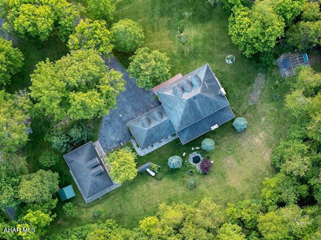 259 Chimney Rocks Rd, House other with 5 bedrooms, 5 bathrooms and null parking in Hollidaysburg PA | Image 41
