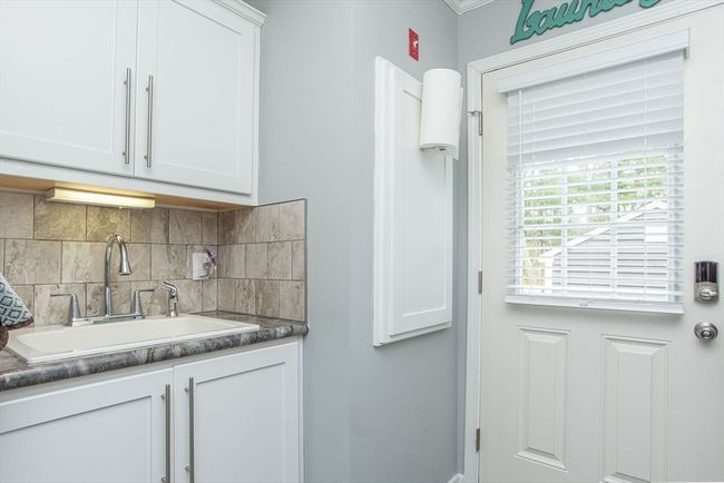 148 Linsay Dr, House other with 3 bedrooms, 2 bathrooms and 2 parking in Raynham MA | Image 33