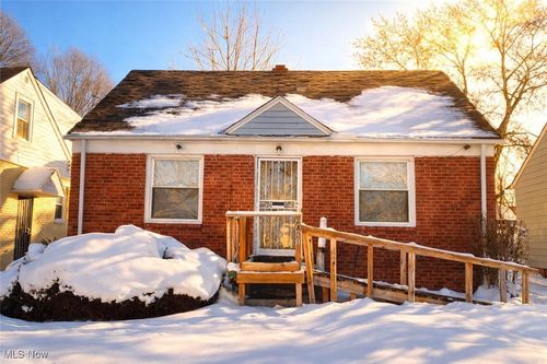 4401 Ingleside Rd, Warrensville Heights, OH, 44128-3503 | Card Image