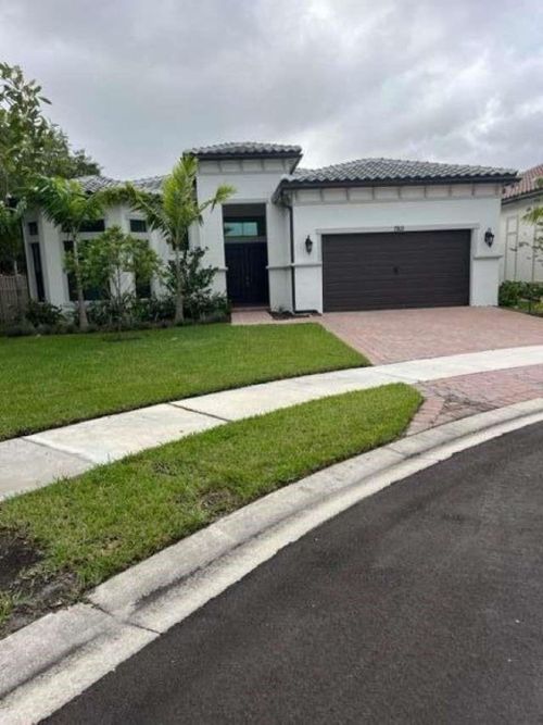7813 Deer Lake Ct, Parkland, FL, 33067-0929 | Card Image