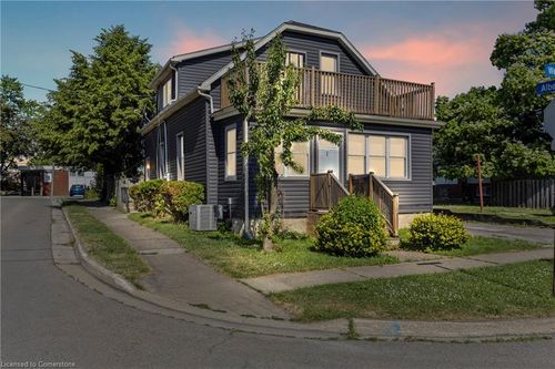 1 West St N, Thorold, ON, L2V2R8 | Card Image