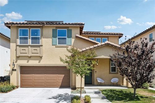 1956 N Blossom Dr, Compton, CA, 90222-1050 | Card Image