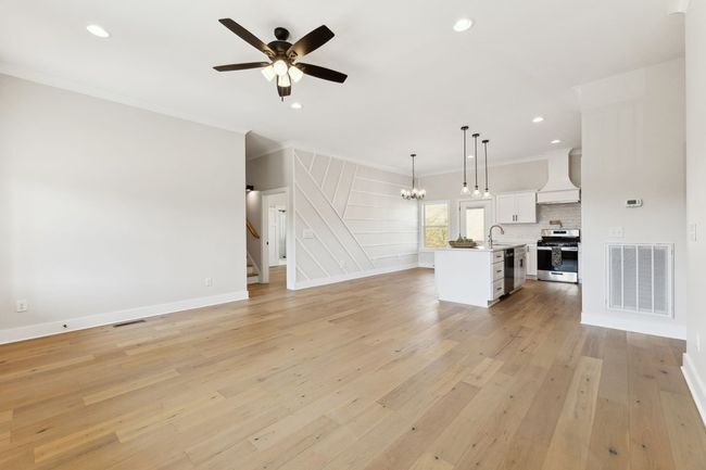 124 Casey St, House other with 3 bedrooms, 2 bathrooms and 2 parking in Brush Creek TN | Image 7