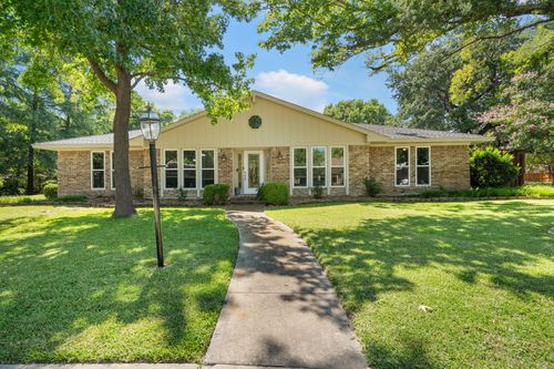 2404 Timbercreek Dr, Plano, TX, 75075-3121 | Card Image