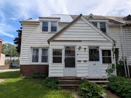1715 W 15th St, Erie, PA, 16505-5138 | Card Image