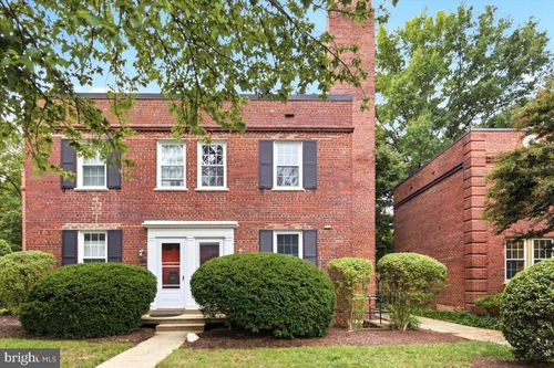 684-2600 16th St S, ARLINGTON, VA, 22204-4949 | Card Image