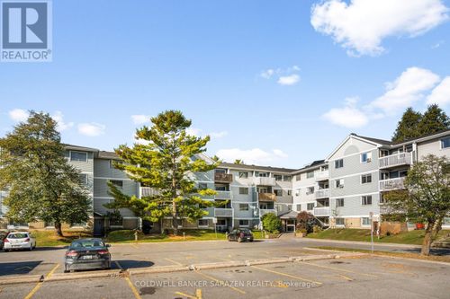 209-214 Viewmount Dr, Nepean, ON, K2E7X3 | Card Image