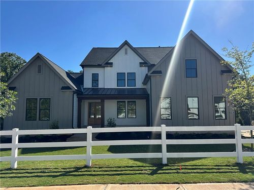 8135 Grand Meadow Run, Gainesville, GA, 30506 | Card Image