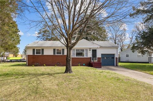 200 Sequoia Rd, Portsmouth, VA, 23701-1424 | Card Image