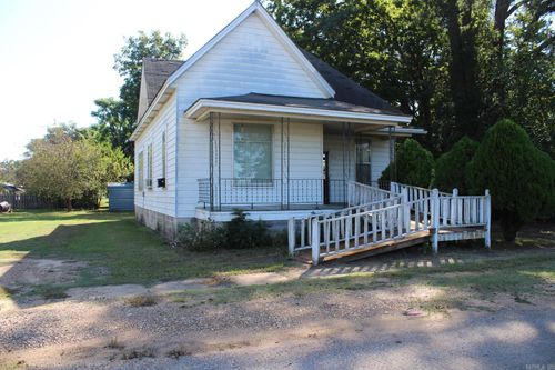 211 S Ansley St, Nashville, AR, 71852-2525 | Card Image