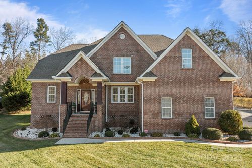 187 Winding Creek Dr, Troutman, NC, 28166-7677 | Card Image