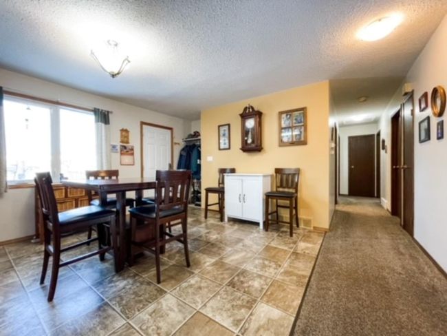4432 56 Avenue, Home with 5 bedrooms, 2 bathrooms and 4 parking in Provost AB | Image 6