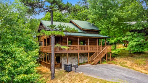 2828 Ridge Creek Circle, Sevierville, TN, 37862 | Card Image