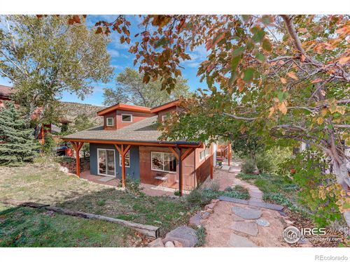 209 Ewald Ave, Lyons, CO, 80540-8800 | Card Image