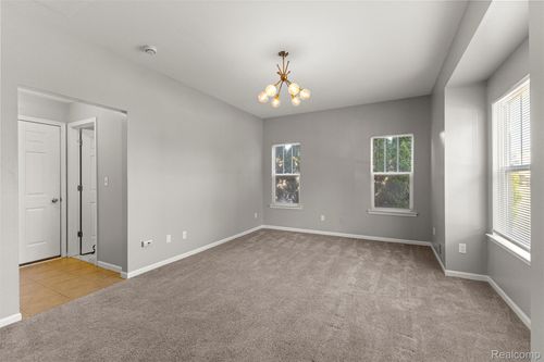 229 Oak St, Wyandotte, MI, 48192-5126 | Card Image