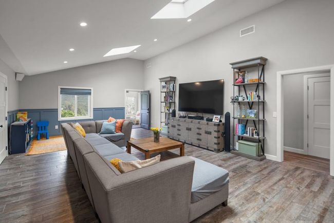 3153 Pine Ln, House other with 5 bedrooms, 3 bathrooms and 8 parking in Spring Valley CA | Image 21
